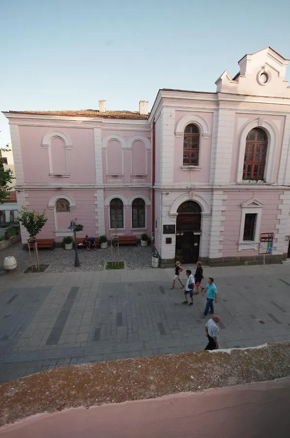 The White Apartment - Bogoridi Main Street Burgas